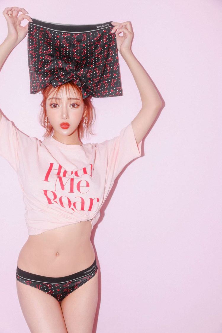 明日花キララ「LOVERS PAIR SHORTS」