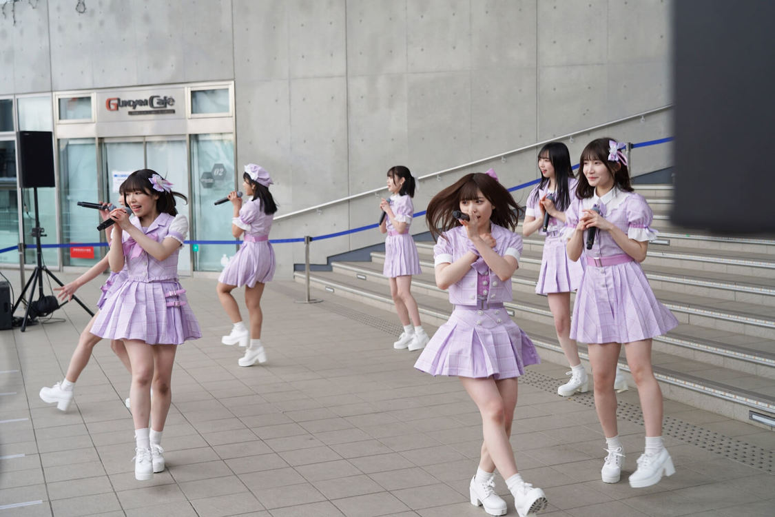 なんキニ！＜1stアルバム『Growing!!』の新衣装お披露目ライブ（第1部）＞ダイバーシティ東京プラザ フェスティバル広場（2022年2月19日）