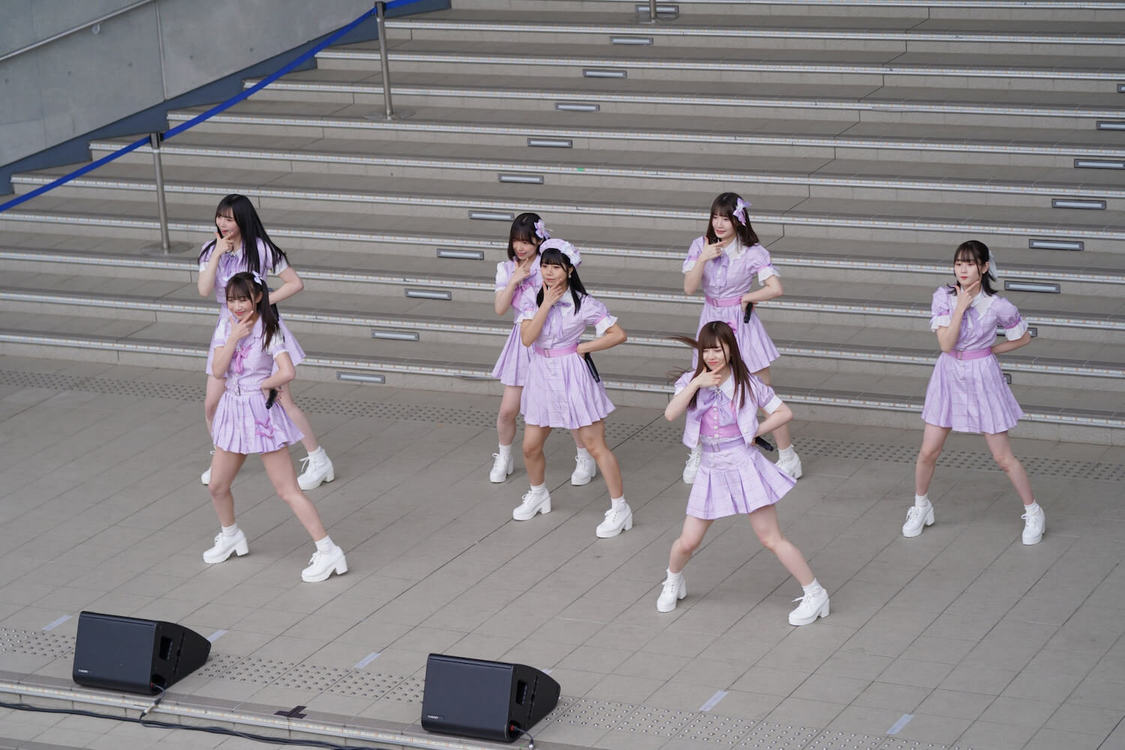 なんキニ！＜1stアルバム『Growing!!』の新衣装お披露目ライブ（第1部）＞ダイバーシティ東京プラザ フェスティバル広場（2022年2月19日）