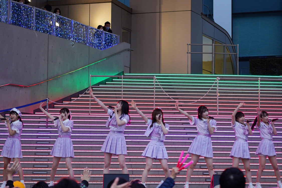 なんキニ！＜1stアルバム『Growing!!』の新衣装お披露目ライブ（第2部）＞ダイバーシティ東京プラザ フェスティバル広場（2022年2月19日）