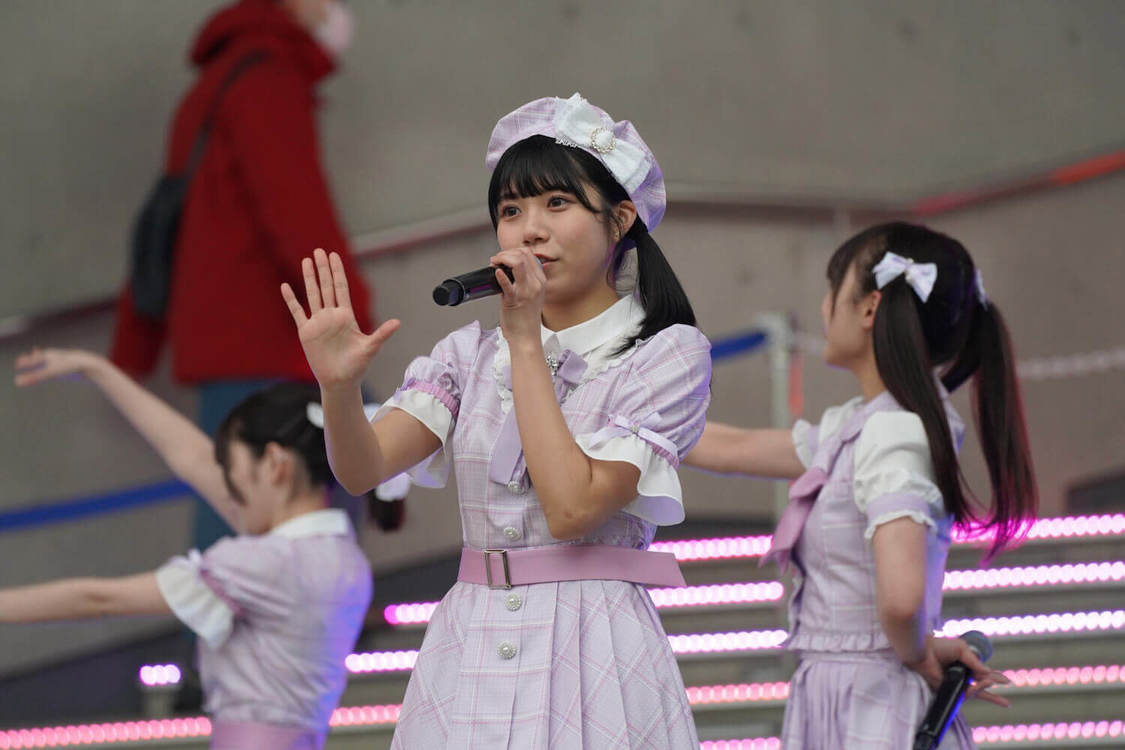 なんキニ！＜1stアルバム『Growing!!』の新衣装お披露目ライブ（第2部）＞ダイバーシティ東京プラザ フェスティバル広場（2022年2月19日）