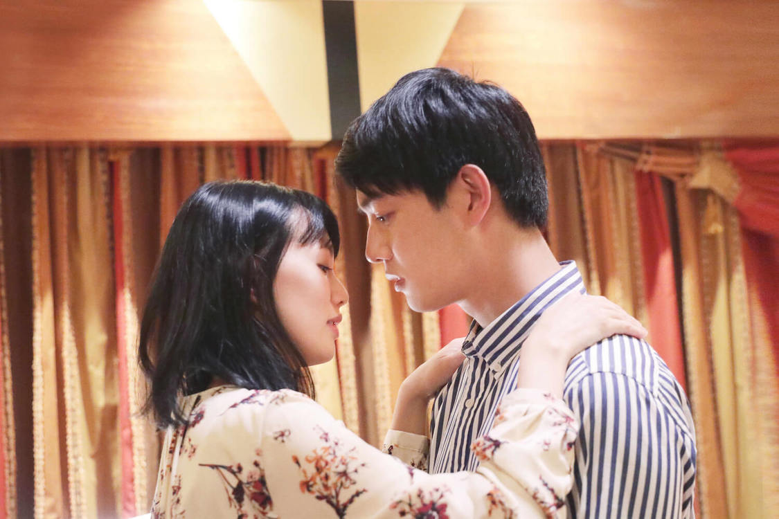 『初情事まであと1時間』第1話（©「初情事まであと1時間」製作委員会）