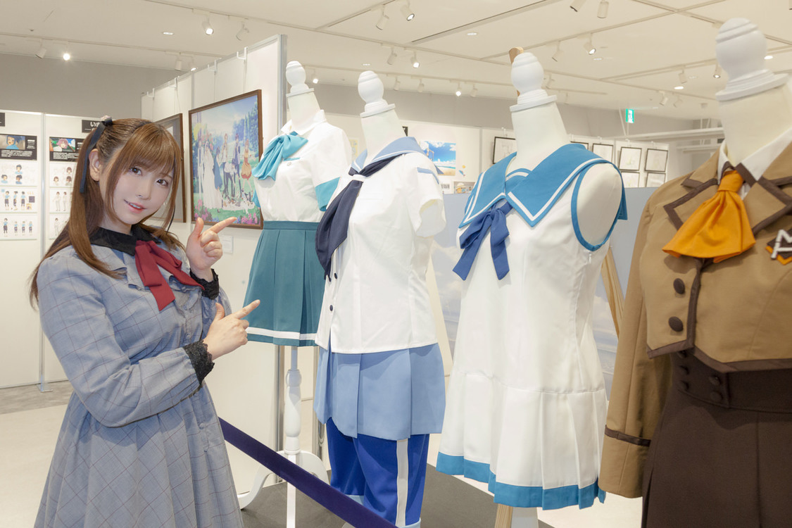 すみれおじさん＜「凪のあすから」×「色づく世界の明日から」×「白い砂のアクアトープ」コラボレーション展～海の色を巡りに finale～＞