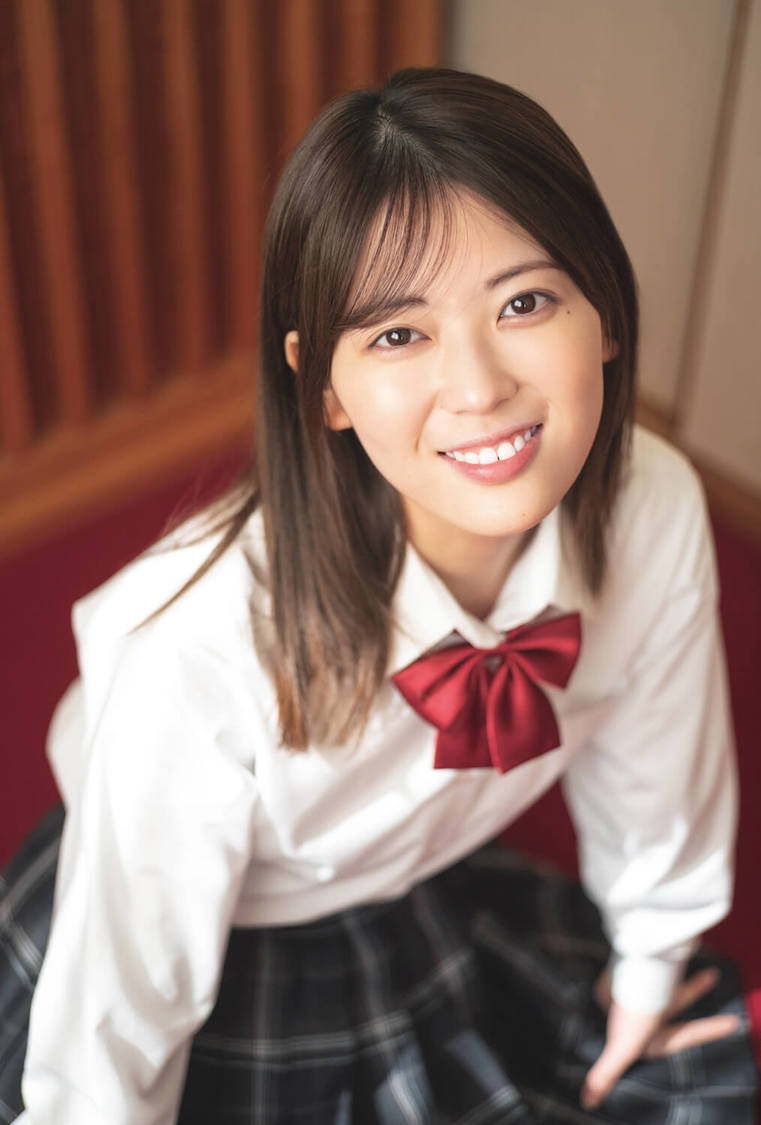 『B.L.T.graduation2022高校卒業』セブンネットショッピング購入特典ポストカード【岩本蓮加（乃木坂46）】