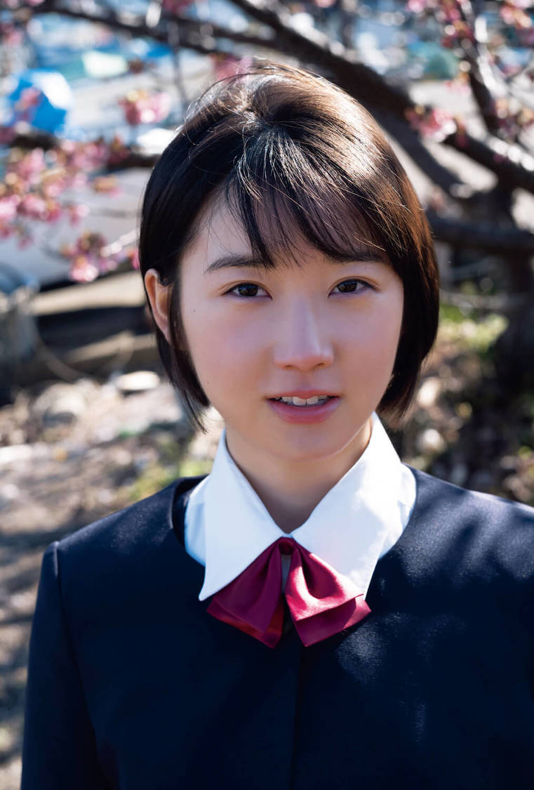 『B.L.T.graduation2022高校卒業』セブンネットショッピング購入特典ポストカード【甲斐心愛（STU48）】