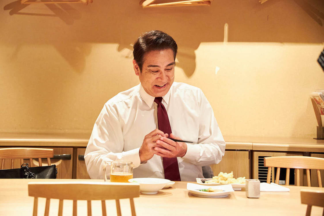 ドラマ『黙食女子 2022春SP』第1話場面写真