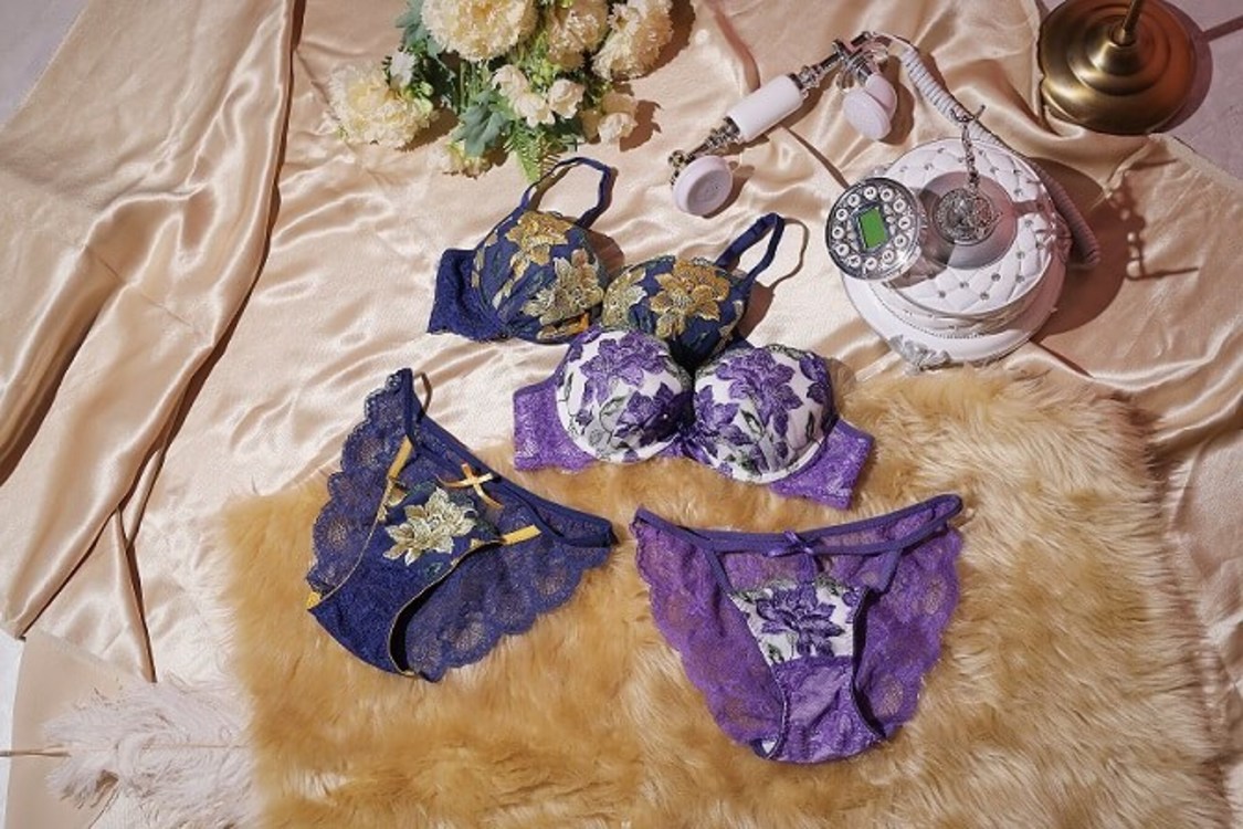 『WhipBunny』2022 SPRING COLLECTION 第5弾ビジュアル