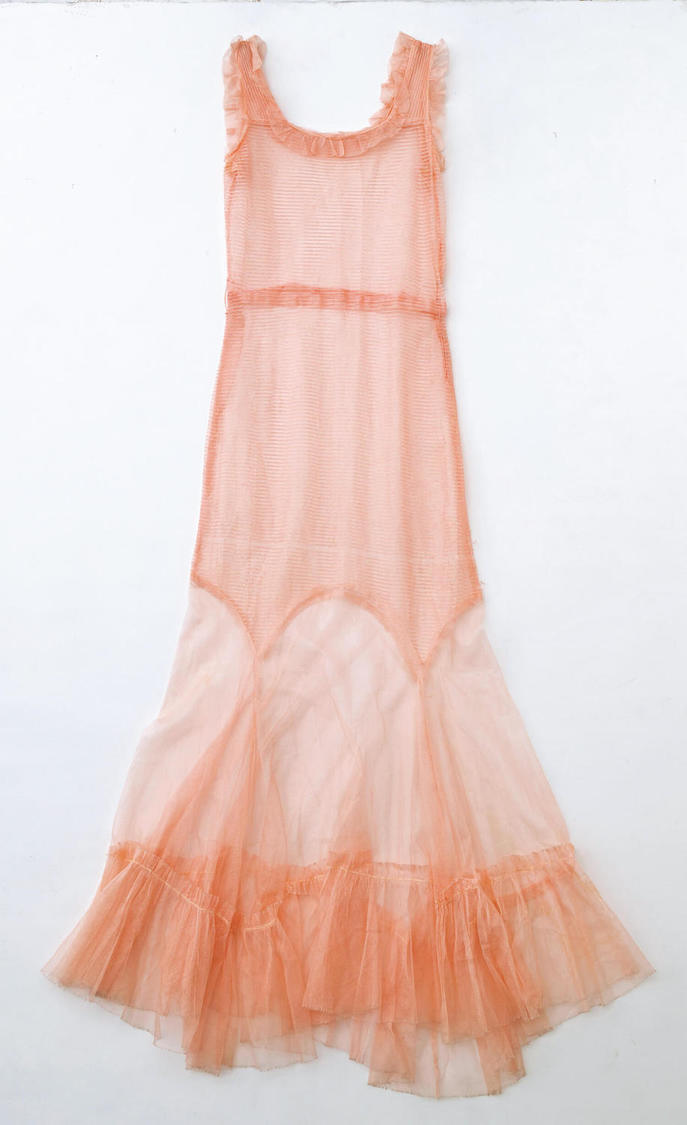 『装苑』2022年5月号より