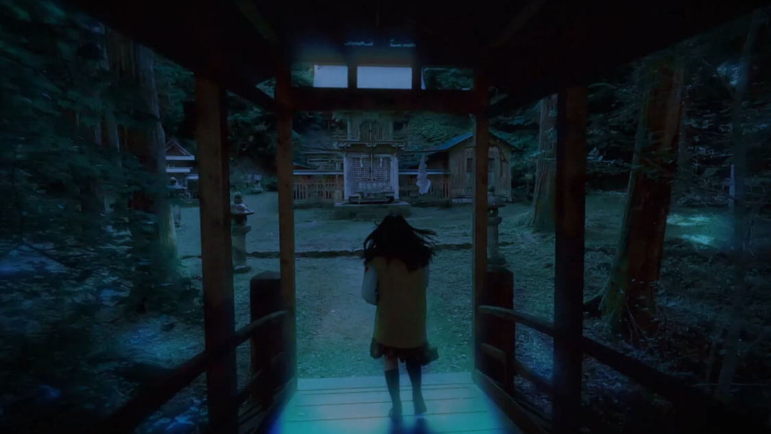 映画『きさらぎ駅』予告映像カット（©2022「きさらぎ駅」製作委員会）