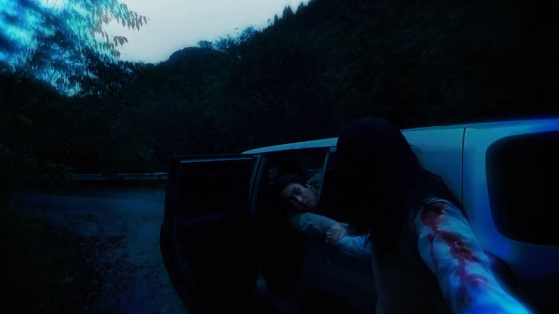 映画『きさらぎ駅』予告映像カット（©2022「きさらぎ駅」製作委員会）