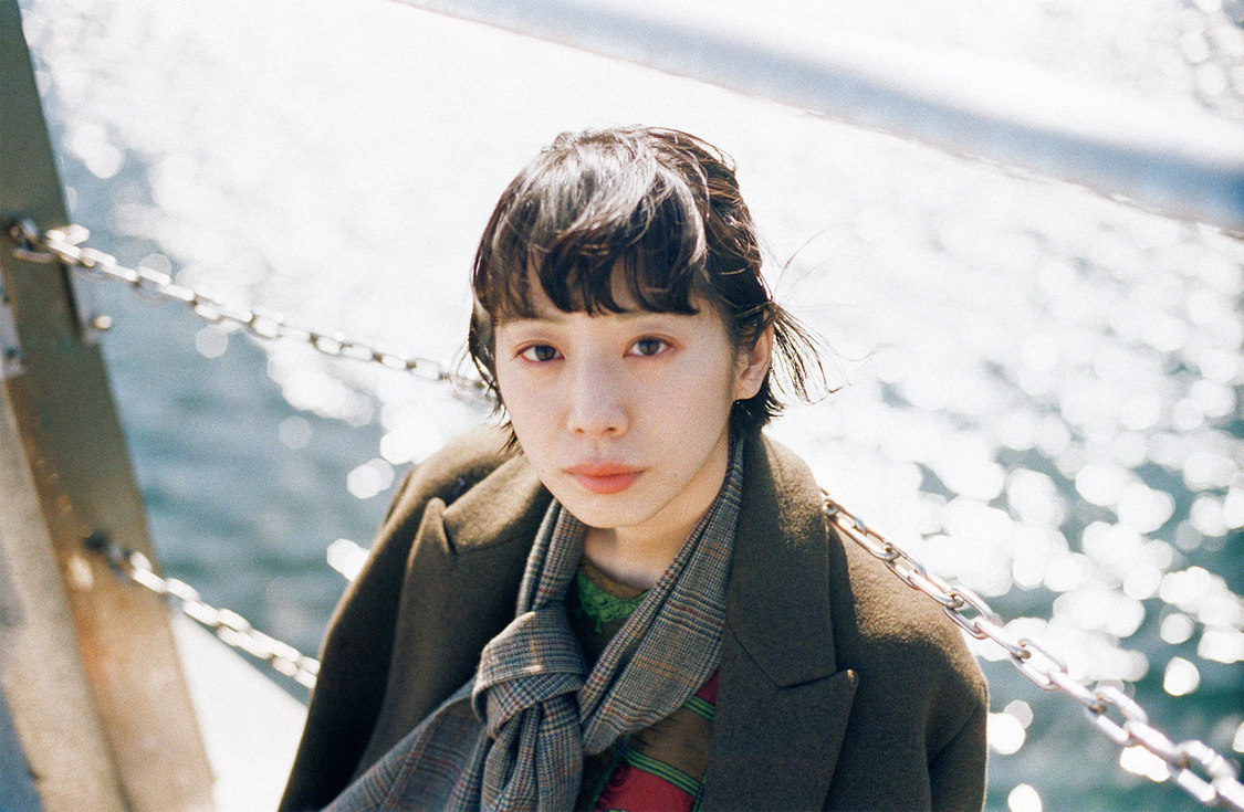 夏帆　写真集『おとととい』新カット2（©SDP）