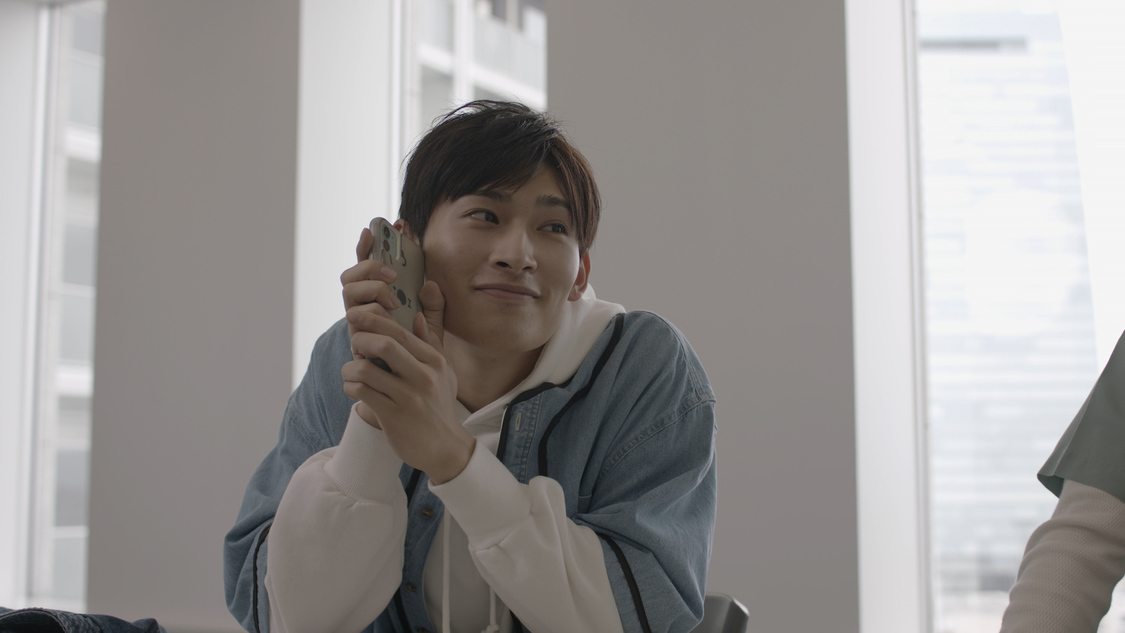 映画『鋼音色の空の彼方へ』場面写真（©2022「鋼音色の空の彼方へ」製作委員会）