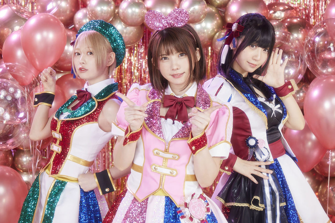 篠崎こころ、えなこ、伊織もえ