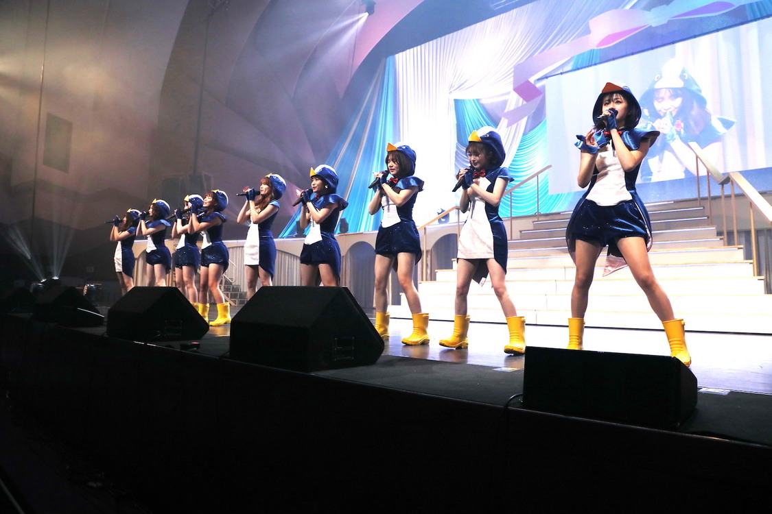 ＜大場美奈卒業コンサート＠パシフィコ横浜 Day1〜卒業してもずっと可愛くてすみません〜＞パシフィコ横浜国立大ホール（2022年4月1日）©2022 Zest, Inc. / AEI