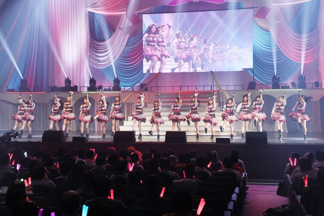 ＜大場美奈卒業コンサート＠パシフィコ横浜 Day1〜卒業してもずっと可愛くてすみません〜＞パシフィコ横浜国立大ホール（2022年4月1日）©2022 Zest, Inc. / AEI