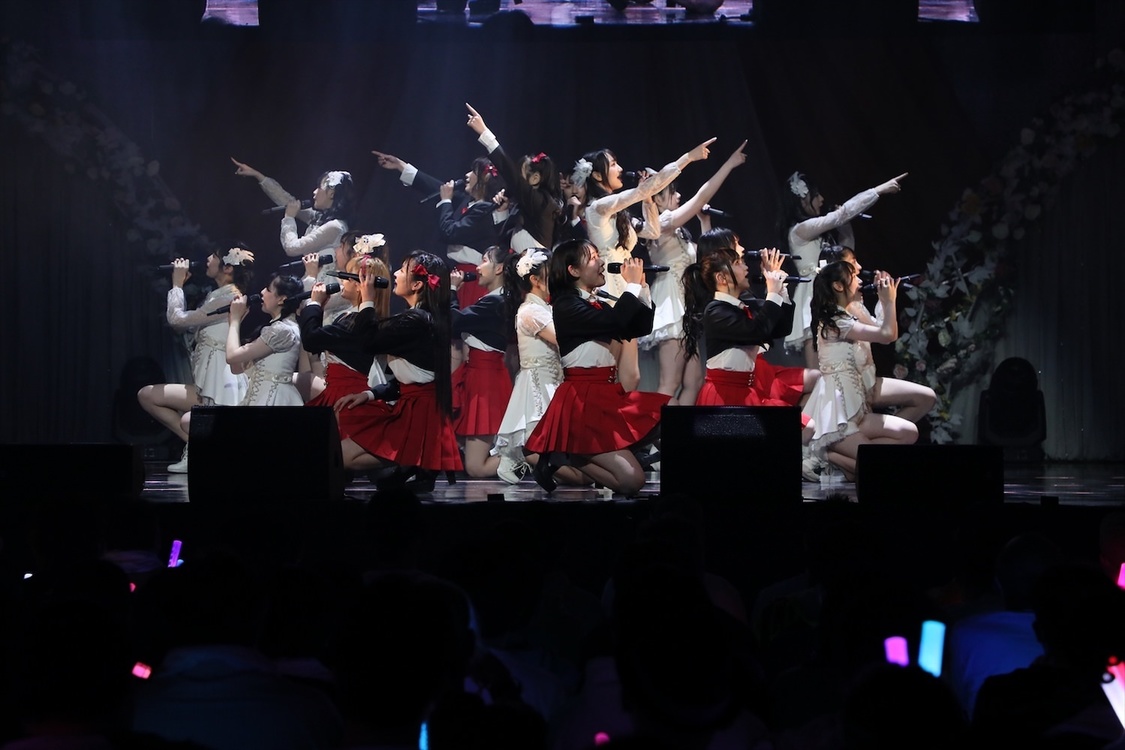 ＜大場美奈卒業コンサート＠KT Zepp Yokohama Day2〜明日、晴れたらいいのにな〜＞KT Zepp Yokohama（2022年4月2日／©2022 Zest, Inc. / AEI）