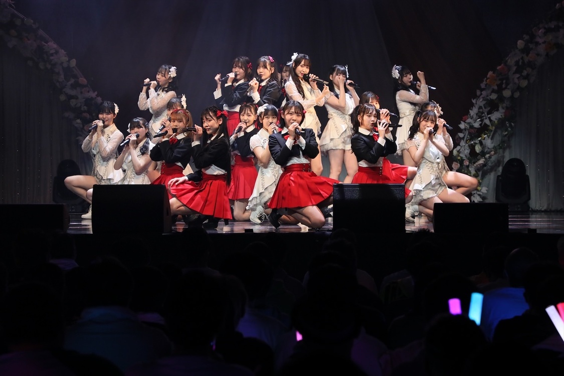 ＜大場美奈卒業コンサート＠KT Zepp Yokohama Day2〜明日、晴れたらいいのにな〜＞KT Zepp Yokohama（2022年4月2日／©2022 Zest, Inc. / AEI）