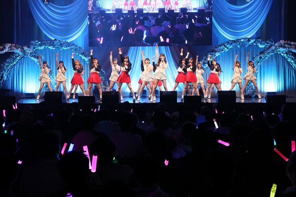 ＜大場美奈卒業コンサート＠KT Zepp Yokohama Day2〜明日、晴れたらいいのにな〜＞KT Zepp Yokohama（2022年4月2日／©2022 Zest, Inc. / AEI）