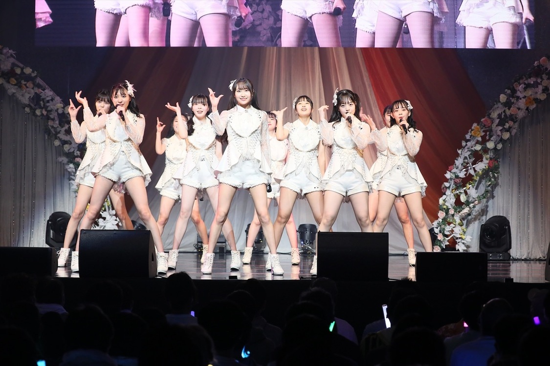 ＜大場美奈卒業コンサート＠KT Zepp Yokohama Day2〜明日、晴れたらいいのにな〜＞KT Zepp Yokohama（2022年4月2日／©2022 Zest, Inc. / AEI）