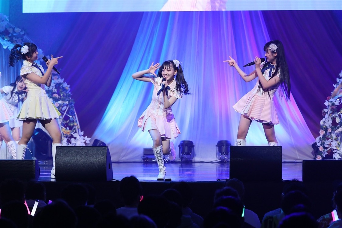 ＜大場美奈卒業コンサート＠KT Zepp Yokohama Day2〜明日、晴れたらいいのにな〜＞KT Zepp Yokohama（2022年4月2日／©2022 Zest, Inc. / AEI）