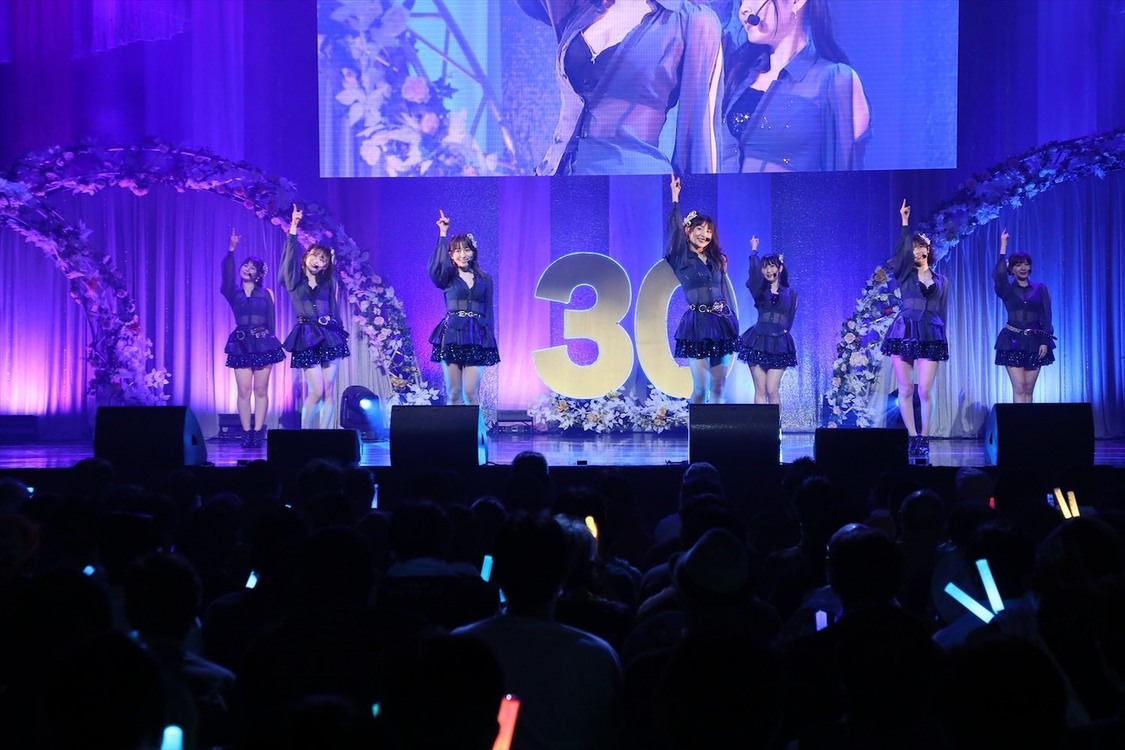 ＜大場美奈卒業コンサート＠KT Zepp Yokohama Day3〜るんるん、30歳のおたんじょうび会〜＞［夜公演］KT Zepp Yokohama（2022年4月3日）／©2022 Zest, Inc. / AEI