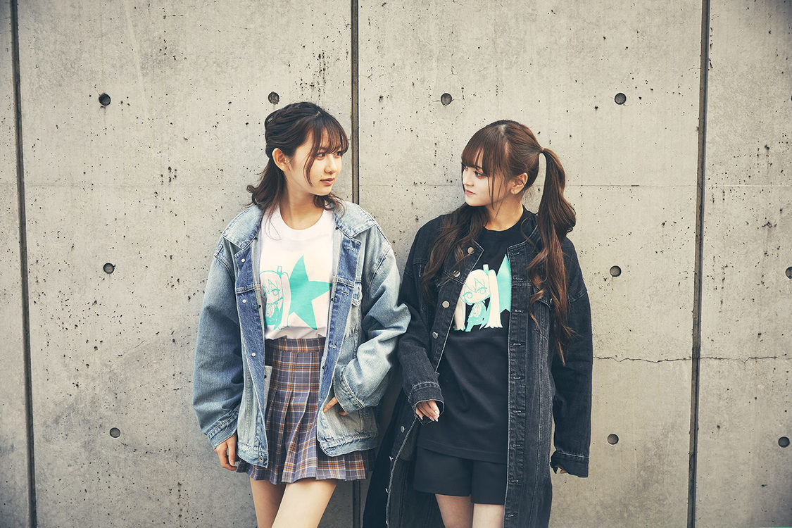 皆藤悠柚、戸田梨杏『FIRSTORDER×初音ミクコラボアイテム』（撮影：田中丸善治）