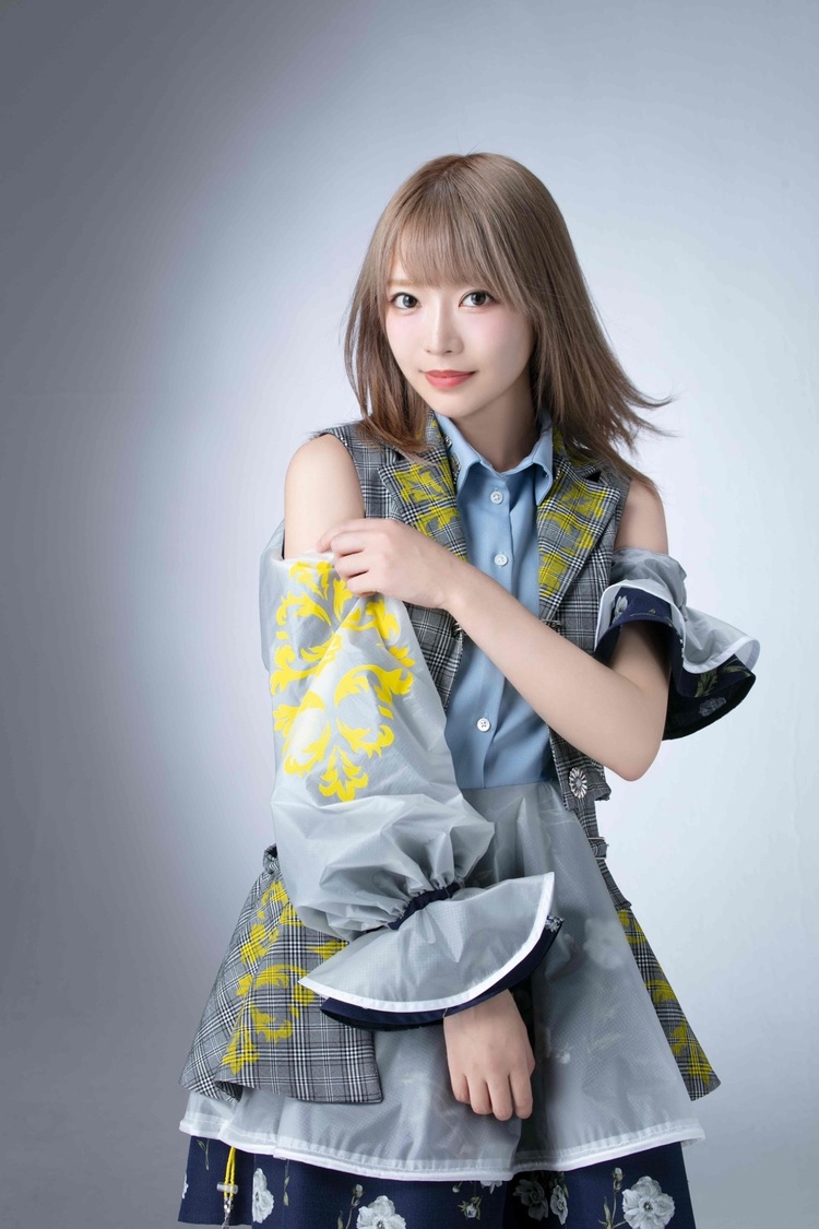 吉沢朱音（#ババババンビ）