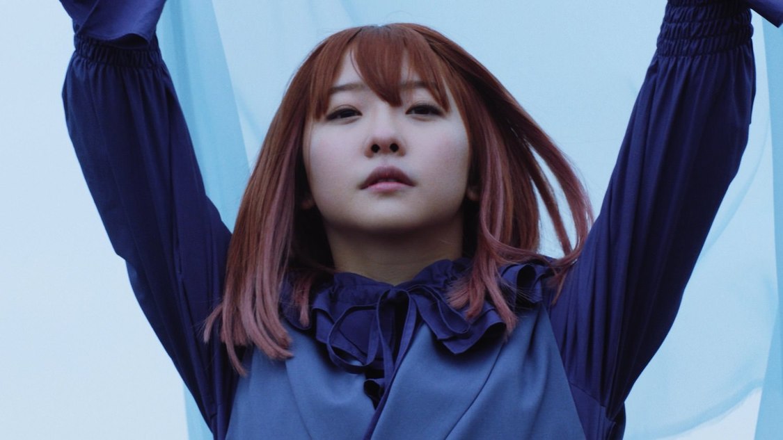 EMPiRE「ねぇ」MVより