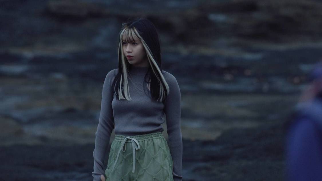 EMPiRE「ねぇ」MVより