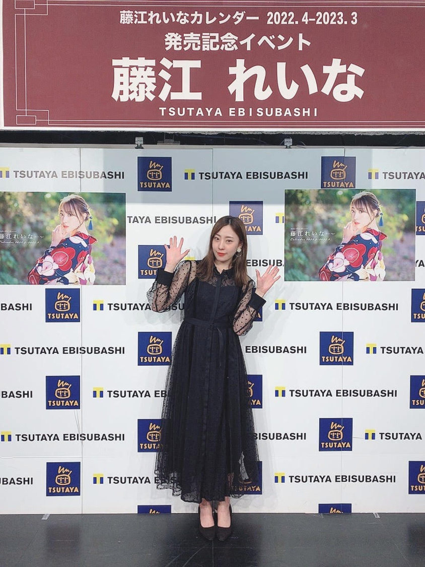 藤江れいな＜カレンダー発売イベント＞大阪・TSUTAYA EBISUBASHI（2022年4月10日）