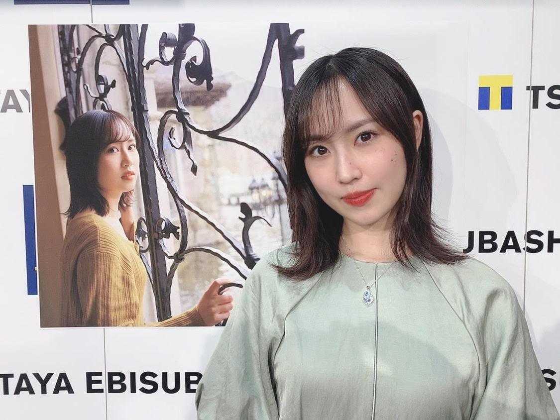 古賀成美＜カレンダー発売イベント＞大阪・TSUTAYA EBISUBASHI（2022年4月9日）