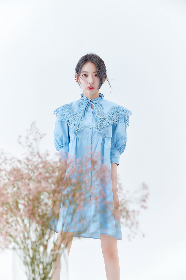 レースカラーミニワンピース