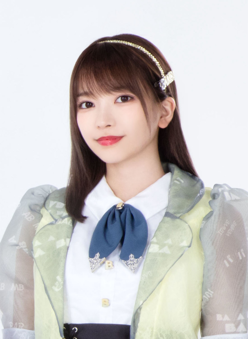 吉沢朱音（©01familia）