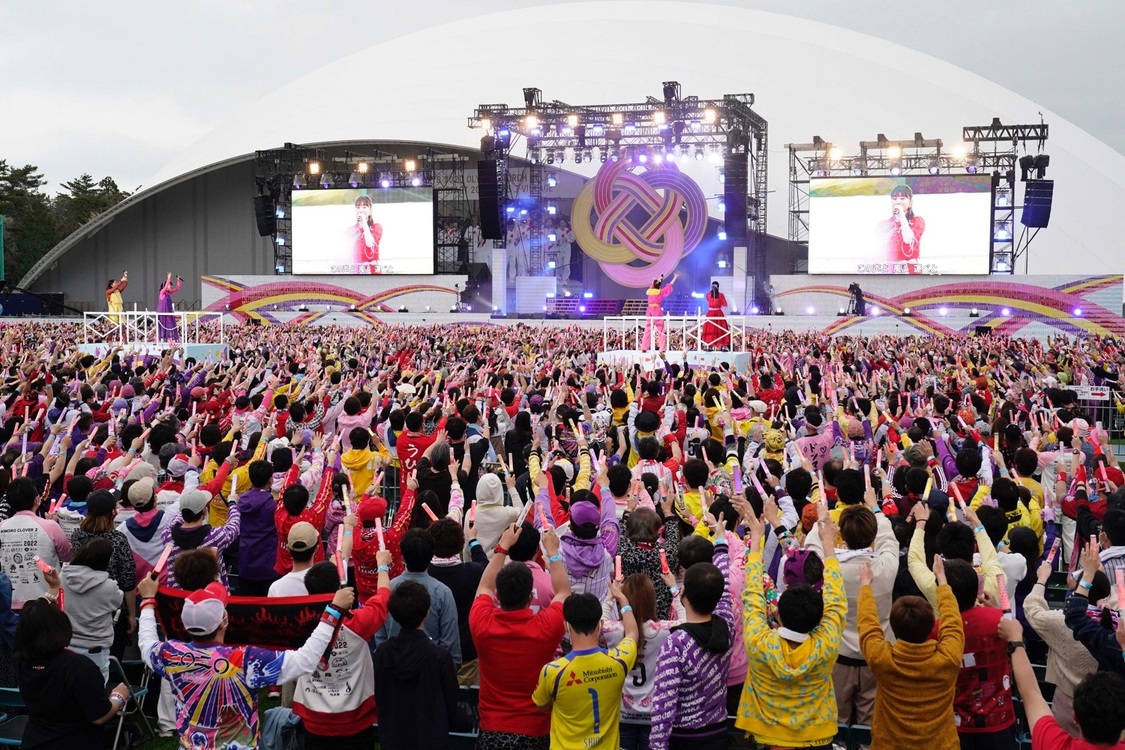 ももいろクローバーZ＜ももクロ 春の一大事2022 ～笑顔のチカラ つなげるオモイ in 楢葉・広野・浪江 三町合同大会～＞｜福島・J-VILLAGE（2022年4月24日）／撮影：上飯坂一、増田慶