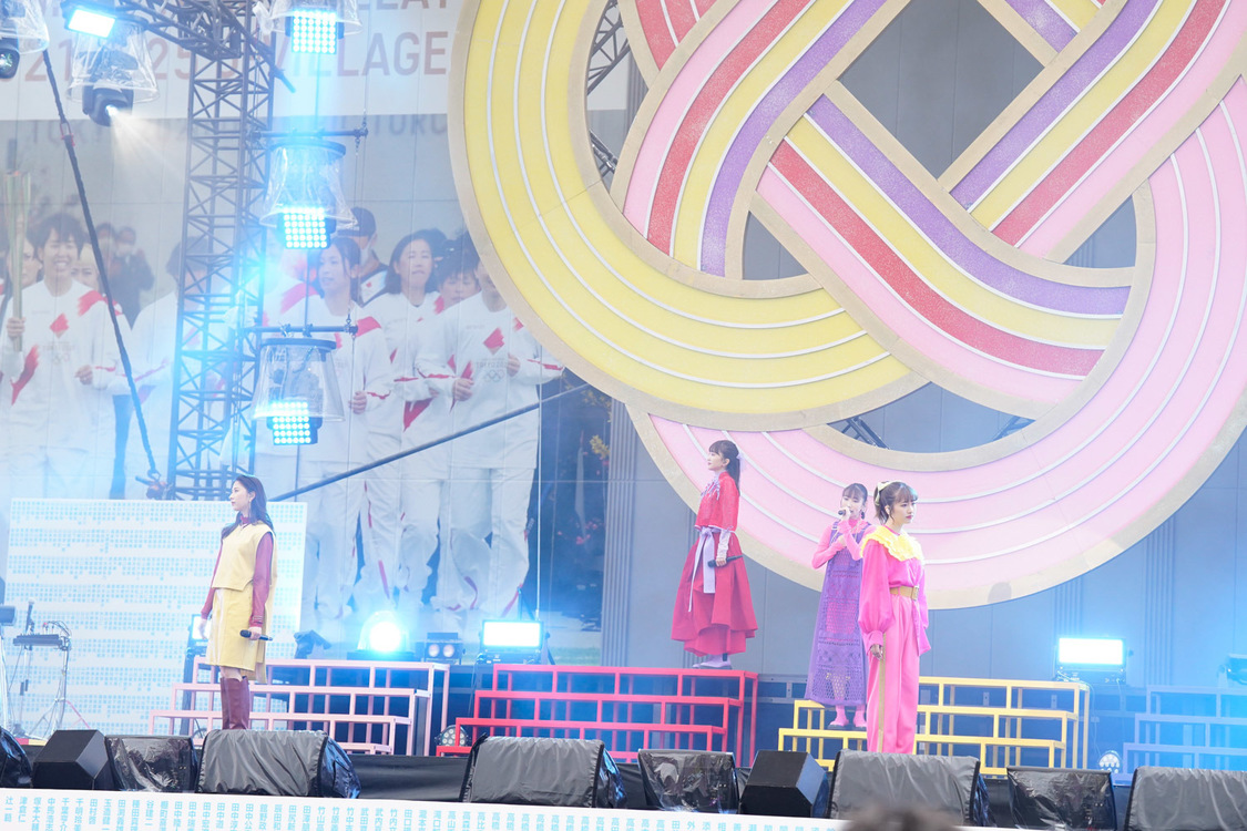 ももいろクローバーZ＜ももクロ 春の一大事2022 ～笑顔のチカラ つなげるオモイ in 楢葉・広野・浪江 三町合同大会～＞｜福島・J-VILLAGE（2022年4月24日）／撮影：上飯坂一、増田慶