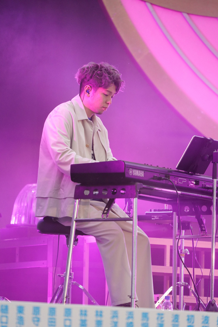 ももいろクローバーZ＜ももクロ 春の一大事2022 ～笑顔のチカラ つなげるオモイ in 楢葉・広野・浪江 三町合同大会～＞｜福島・J-VILLAGE（2022年4月24日）／撮影：上飯坂一、増田慶