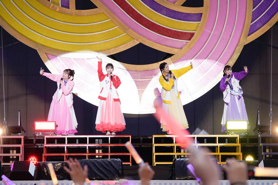 ももいろクローバーZ＜ももクロ 春の一大事2022 ～笑顔のチカラ つなげるオモイ in 楢葉・広野・浪江 三町合同大会～＞｜福島・J-VILLAGE（2022年4月24日）／撮影：上飯坂一、増田慶