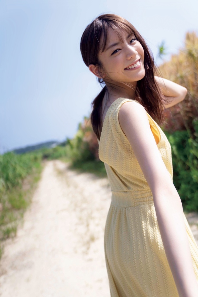 © 田口まき・中村和孝・LESLIE KEE・小学館