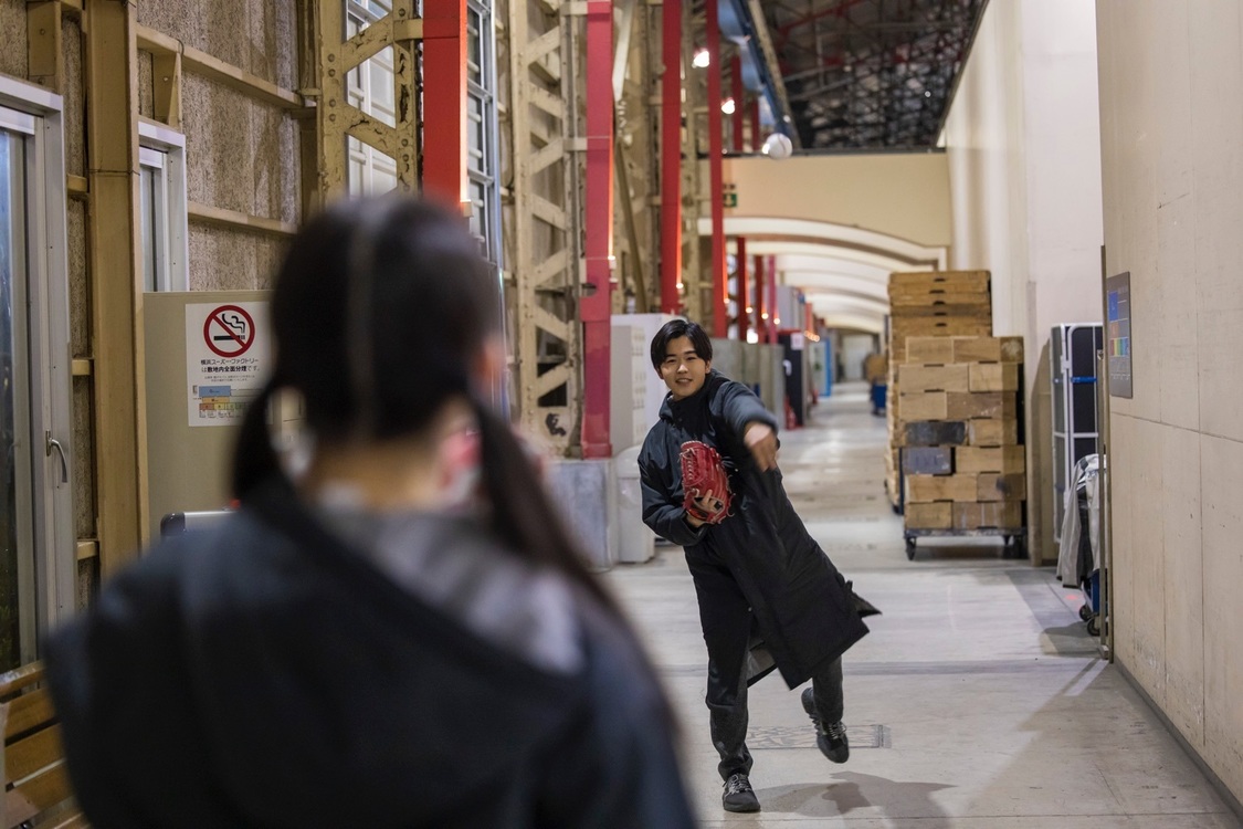 鈴木福・牧野真莉愛キャッチボール