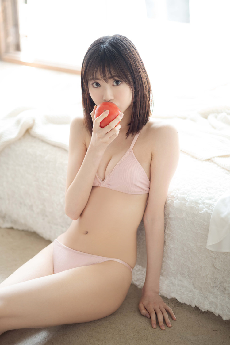 八伏紗世（(C)鈴木ゴータ／BOMB）