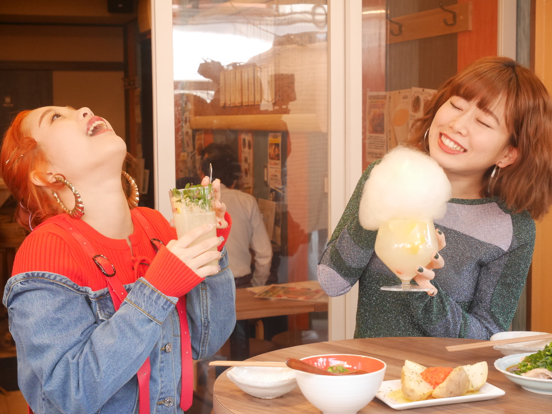 日向ハル、奥津マリリ（フィロソフィーのダンス）｜『フィロのス亭』より