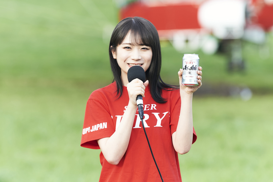 秋元真夏（乃木坂46）＜飛行船「新スーパードライ号」 出発セレモニー＞岩手県一関市（2022年4月30日）