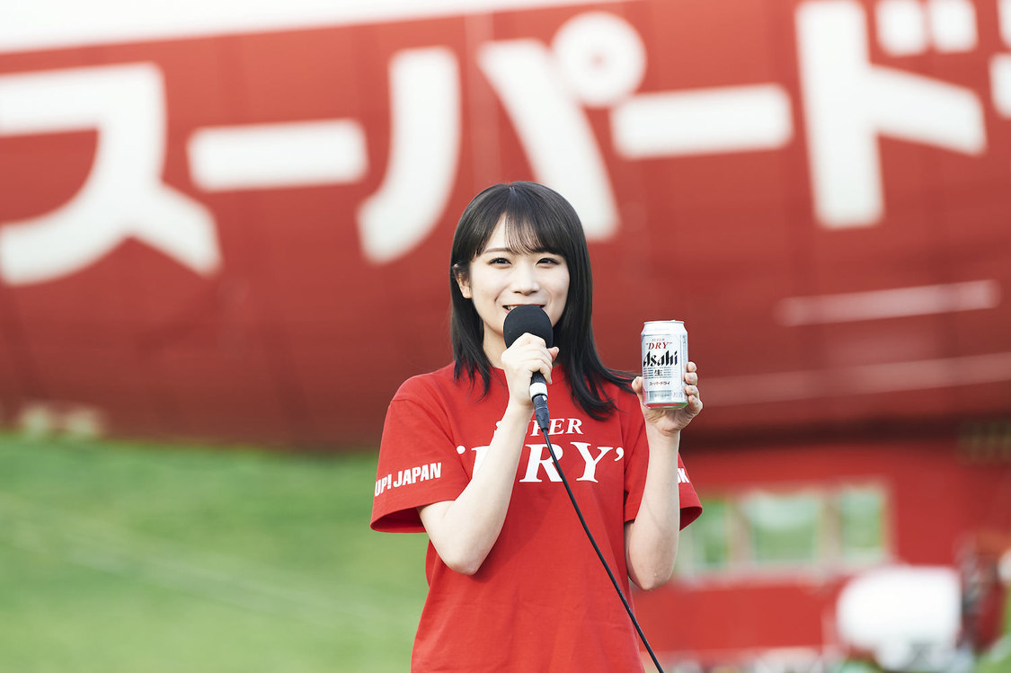 秋元真夏（乃木坂46）＜飛行船「新スーパードライ号」 出発セレモニー＞岩手県一関市（2022年4月30日）