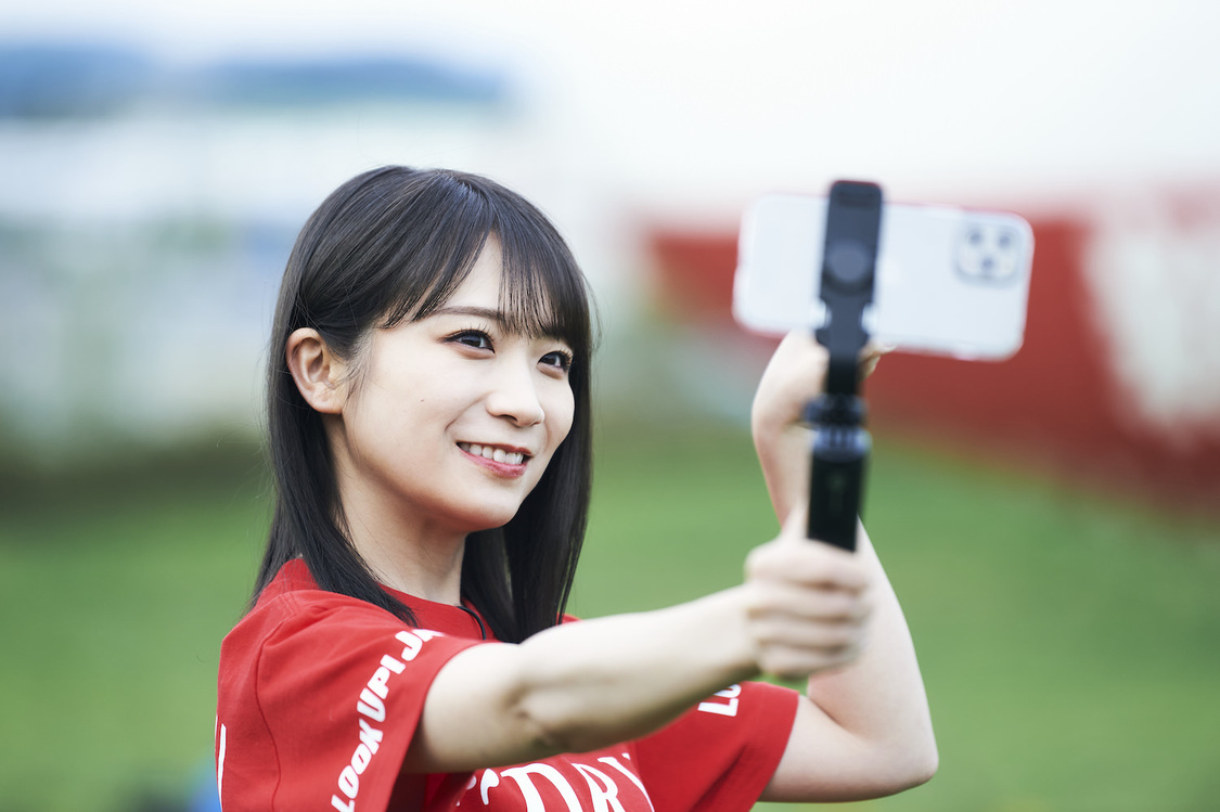 秋元真夏（乃木坂46）＜飛行船「新スーパードライ号」 出発セレモニー＞岩手県一関市（2022年4月30日）