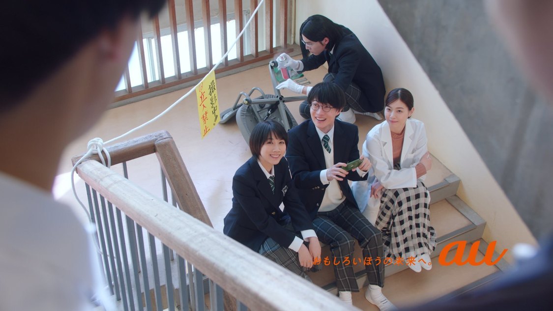 “意識高すぎ！高杉くん”シリーズのTV-CM「ダンスバトル」篇より