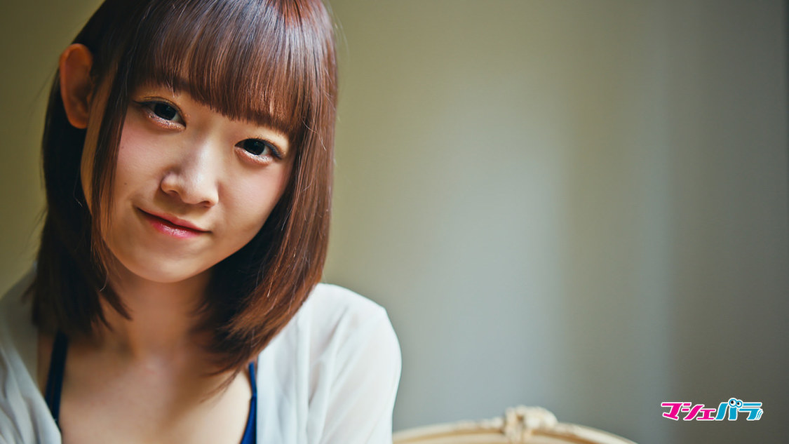 小島瑠那（ミスFLASH2018 グランプリ）