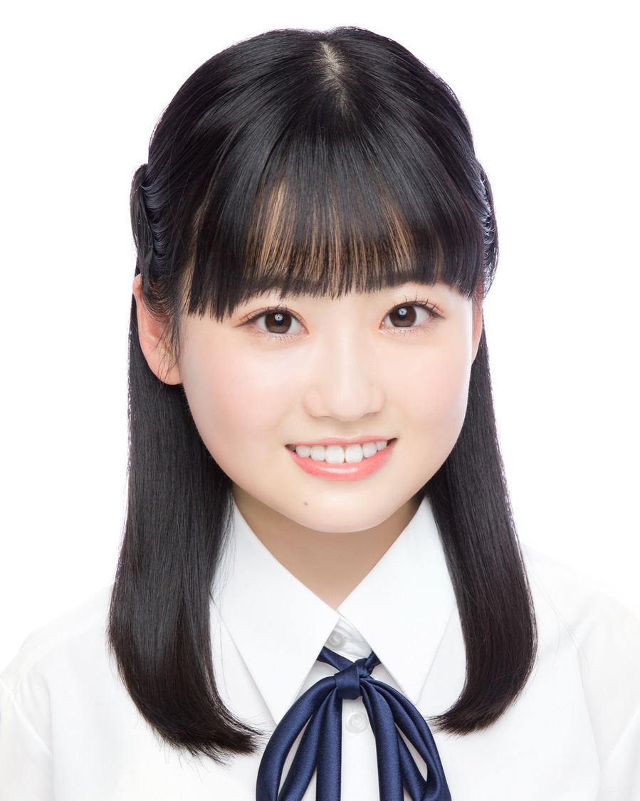 布袋 百椛 (C)AKB48