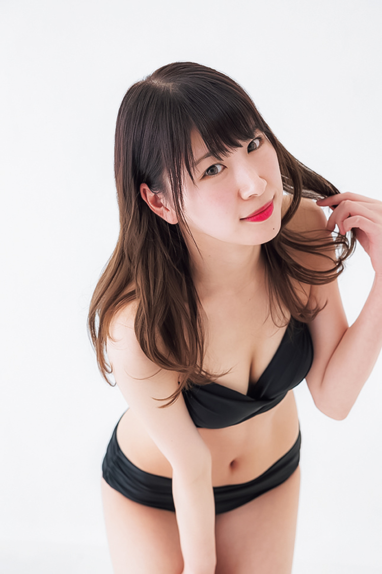 瀬戸万莉愛（（C）市田智之／長坂澪（秋田書店））