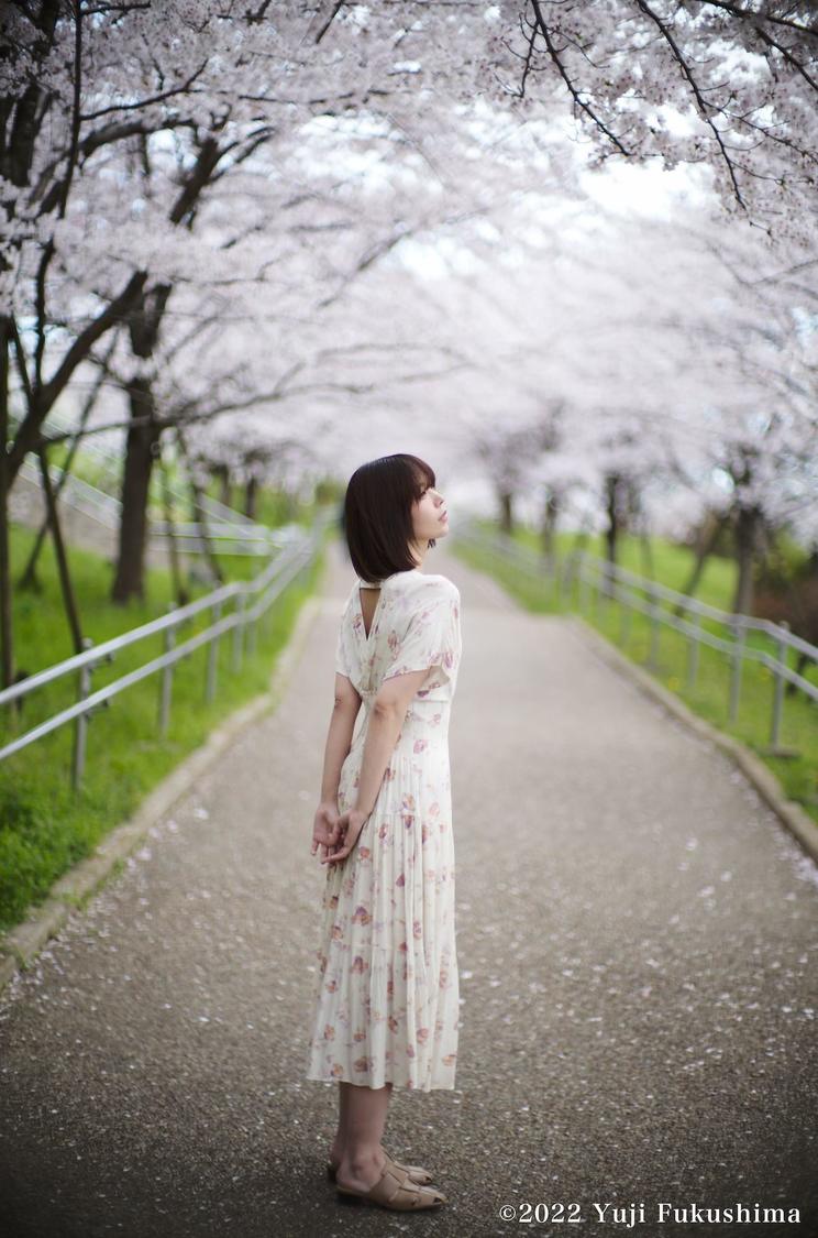 ＜真中つぐ×福島裕二 写真展 -わたし-＞