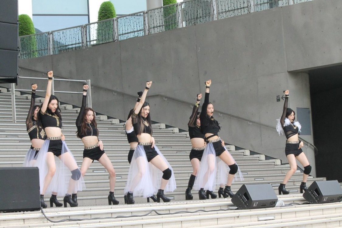 ＜MISS MERCY FREE LIVE “GIRLS NEW ERA” #1＞ダイバーシティ東京 プラザ フェスティバル広場に（2022年5月14日）